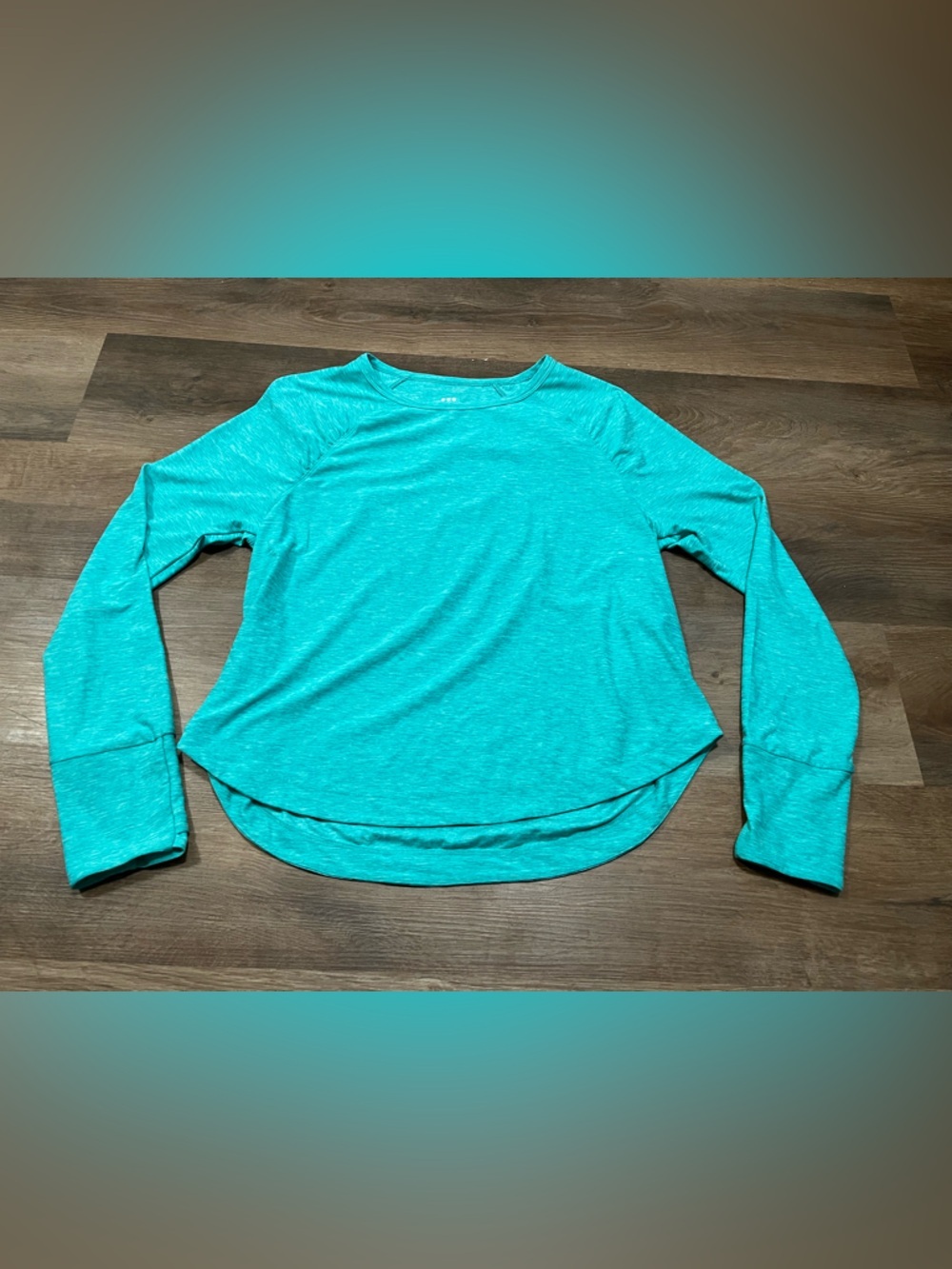 Title Nine Endorphin Long Sleeve Top | Buttah LT | UPF 50 | Large
